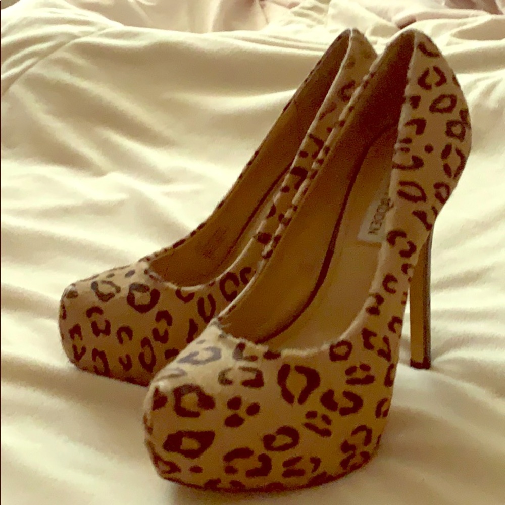 Calf haired leopard stillettos